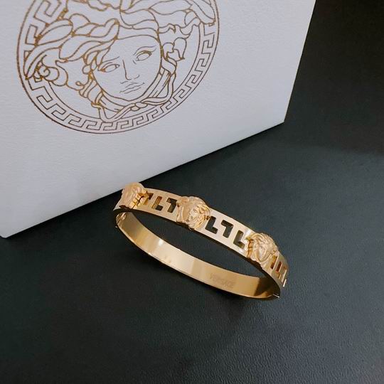 Versace bracelet 11lyh200